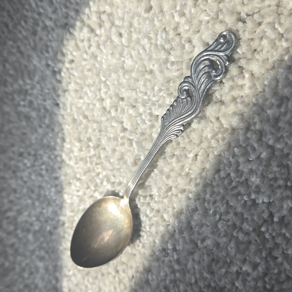Vintage Silver Plate Scroll Wave Tiny Spoon - Picture 4 of 4